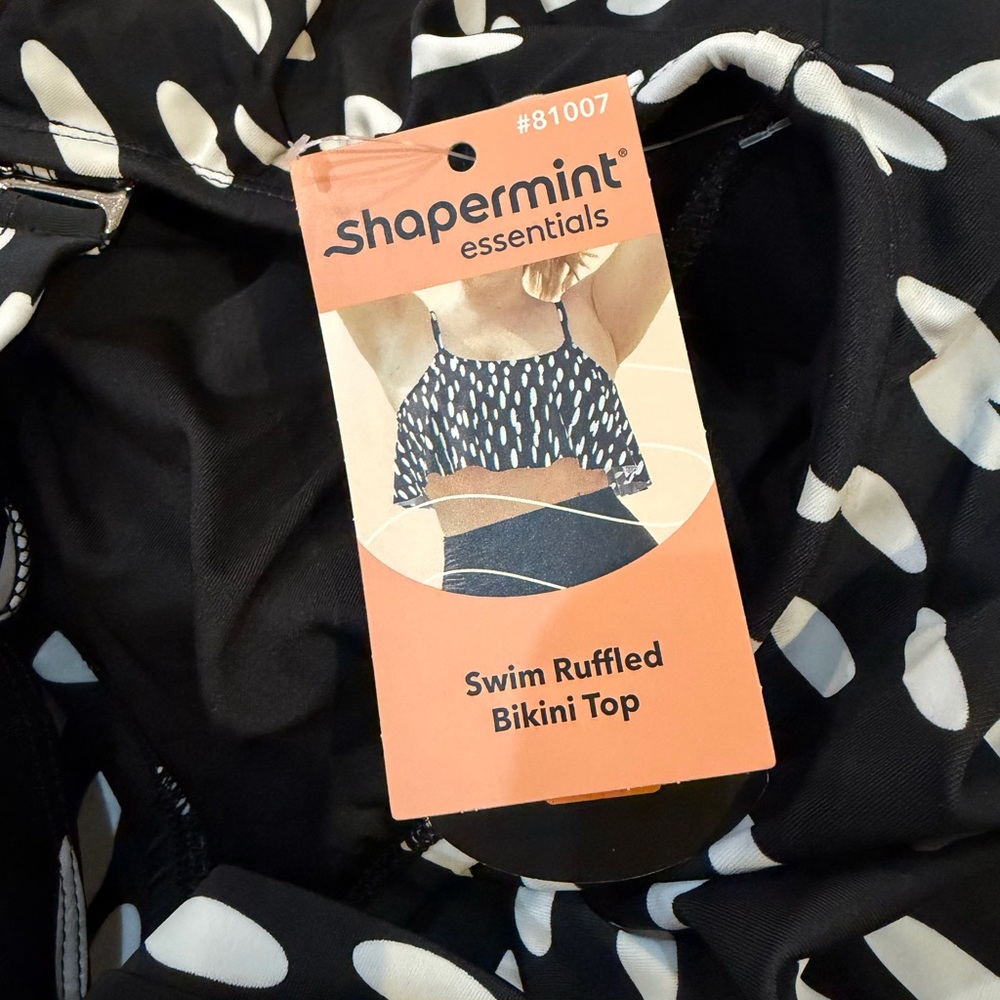 Shapermint Black and White Ruffled Bikini Top. NWT - Picture 4 of 6
